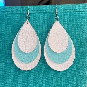 Layered Blue and White teardrop earrings